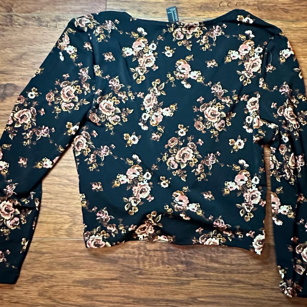 Floral crop top